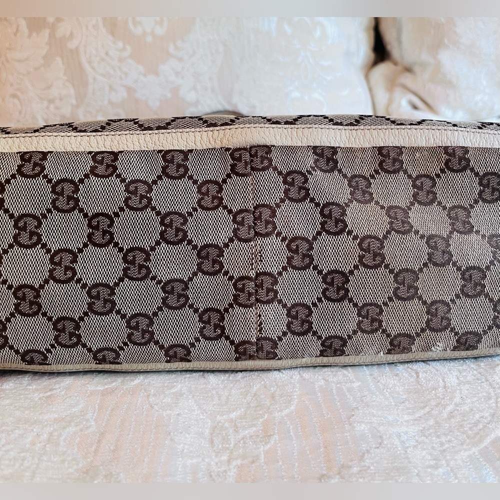 Gucci Beige and Brown GG Canvas Tote. Good condition. Authenticity card provided - Picture 5 of 14